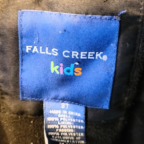 Winter Gear Bundle Option! 2 Coats & a pair of Overhaul Snow pants. - Picture 8 of 8